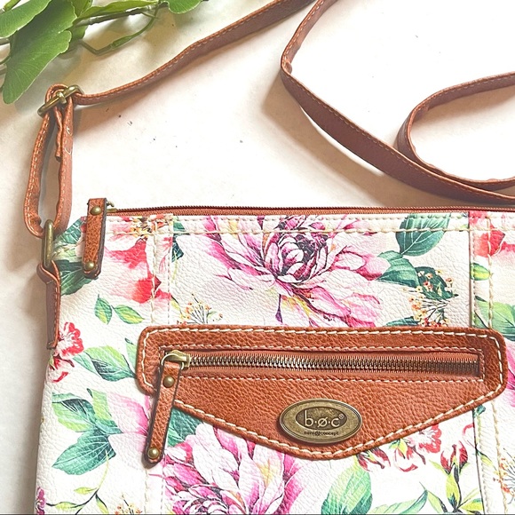 SOLD - Crossbody Purse | B.O.C. Born Concepts - Picture 3 of 8